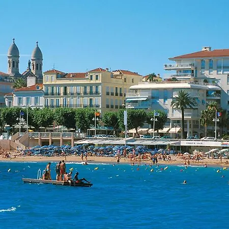 Un Havre De Paix A Saint-raphael, * Saint-Raphael (Var)