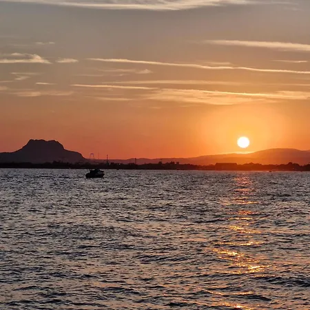 Un Havre De Paix A Saint-raphael, Homestay *